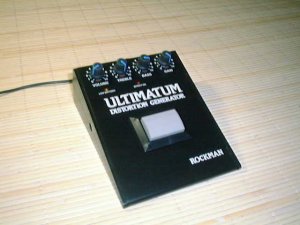 ROCKMAN ULTIMATUM DISTORTION GENERATOR (14KB)